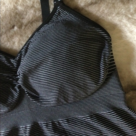 🤱🏼🆕 3/$10 Basic Collections Nursing Athletic Tank Top 🤰🏼🧘🏼♂️🖤 - Picture 5 of 11